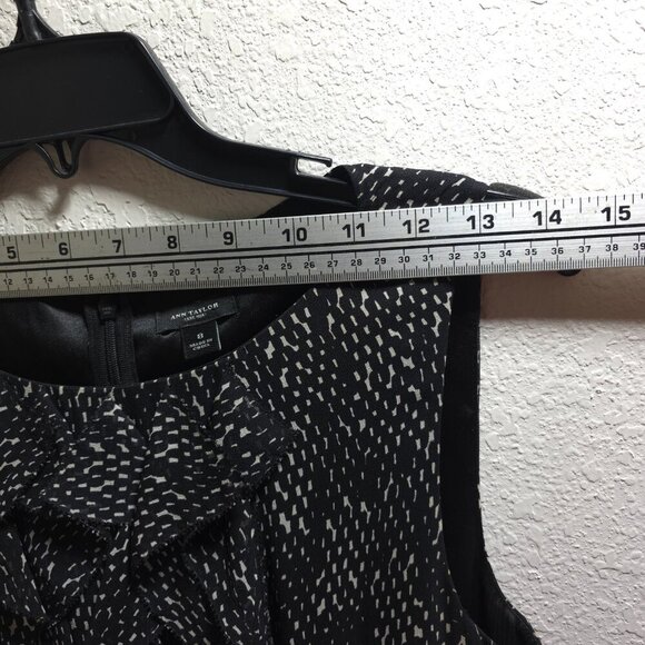 Ann Taylor Ruffle Sheath Dress |‎ Black & White | Size 8 - Picture 10 of 12